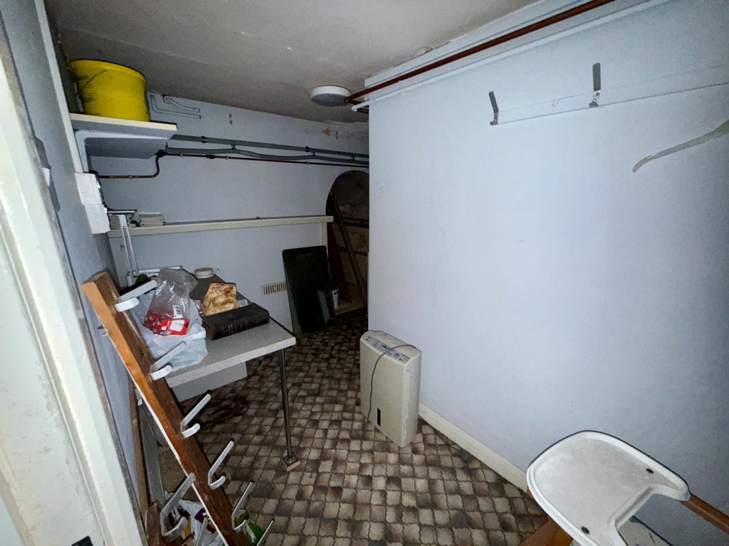 Lot: 77 - FREEHOLD DETACHED CHAPEL WITH POTENTIAL - Basement store room